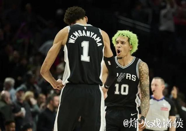 唐斯:必须匹配马刺队的速度,他们是快攻转换最强球队之一 唐斯:必须匹配马刺队的速度,他们是快攻转换最强球队之一